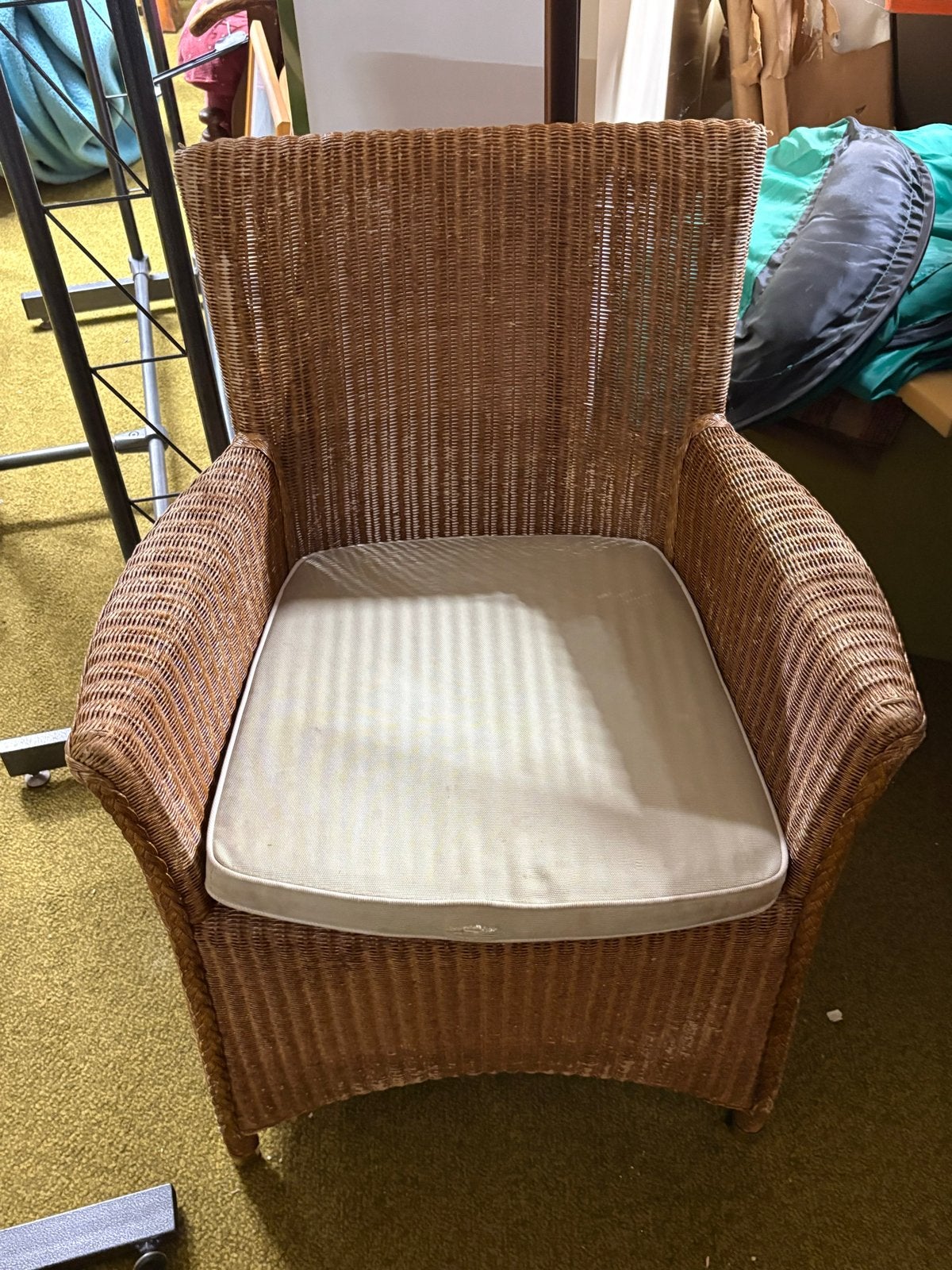 Rotan stoel met kussen, Ophalen, Gebruikt, Bruin, Riet of Rotan