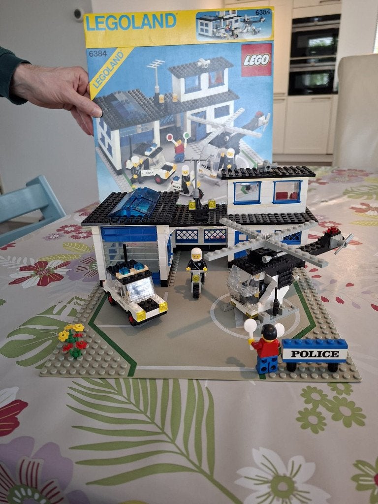 Lego Police Station Vintage -> set 6384 met doos en boekje, City, Lego, Ophalen of Verzenden, Zo goed als nieuw