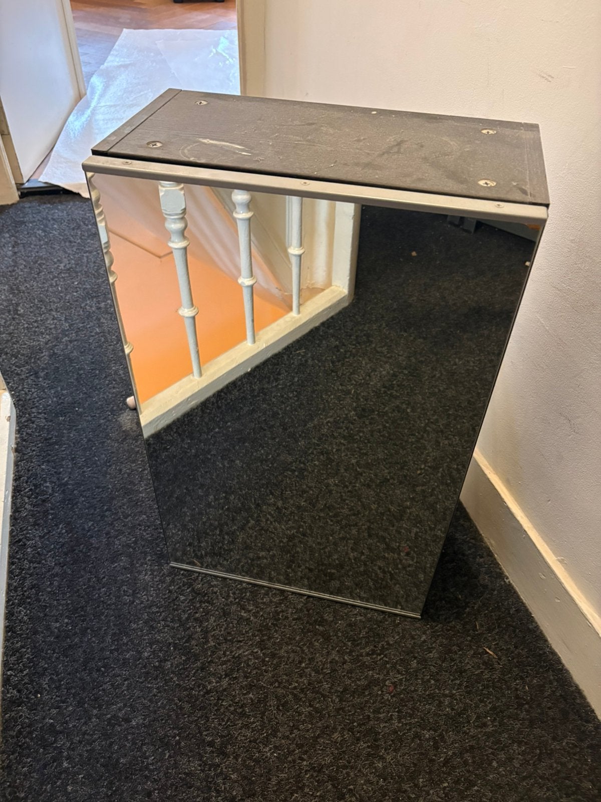 Spiegelkastje met gat voor elektra/verlichting, Ophalen, Gebruikt