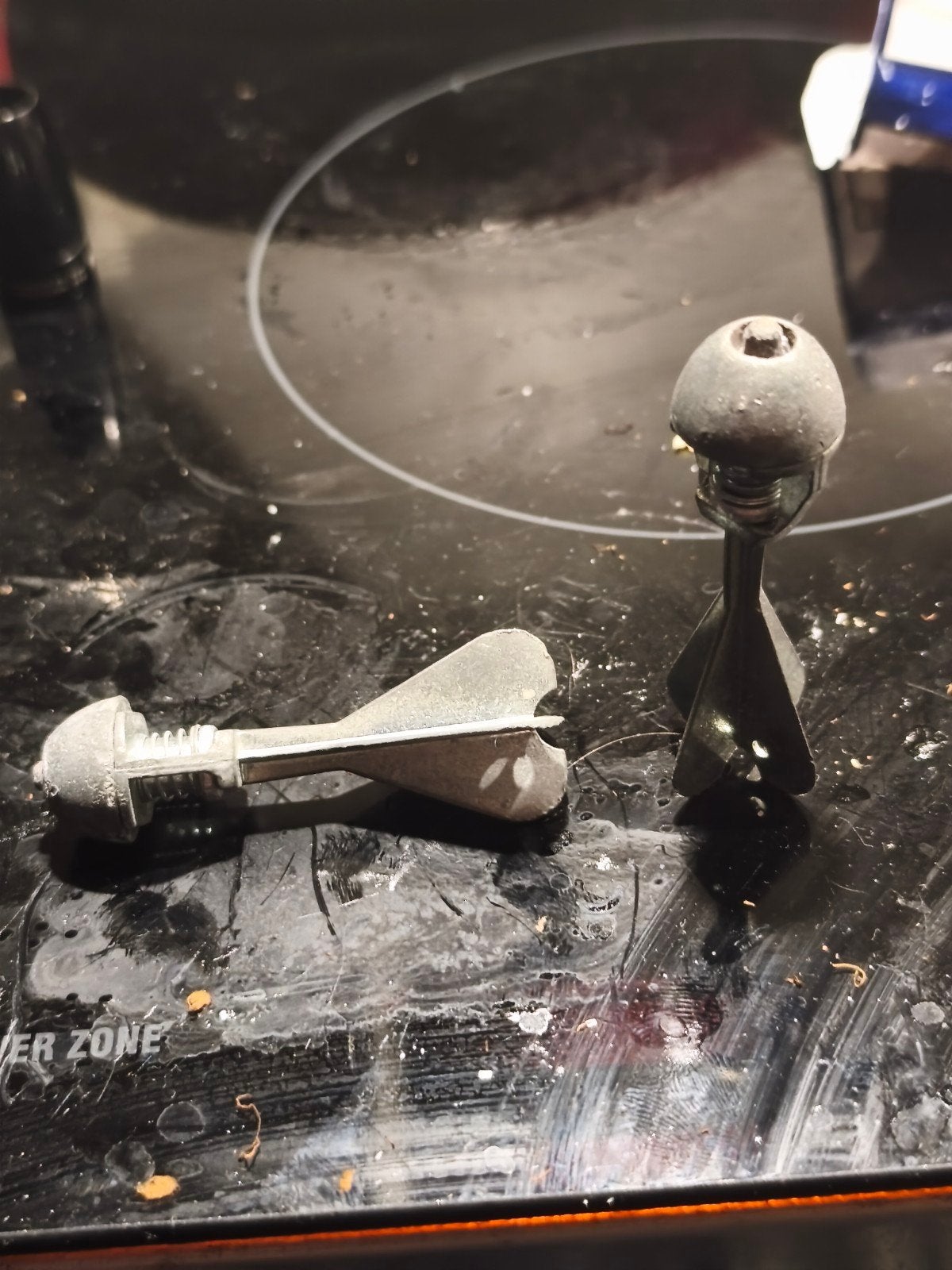 vintage metalen "cap bomb" ook wel throw down cap grenade, Antiek en Kunst, Antiek | Speelgoed, Ophalen of Verzenden