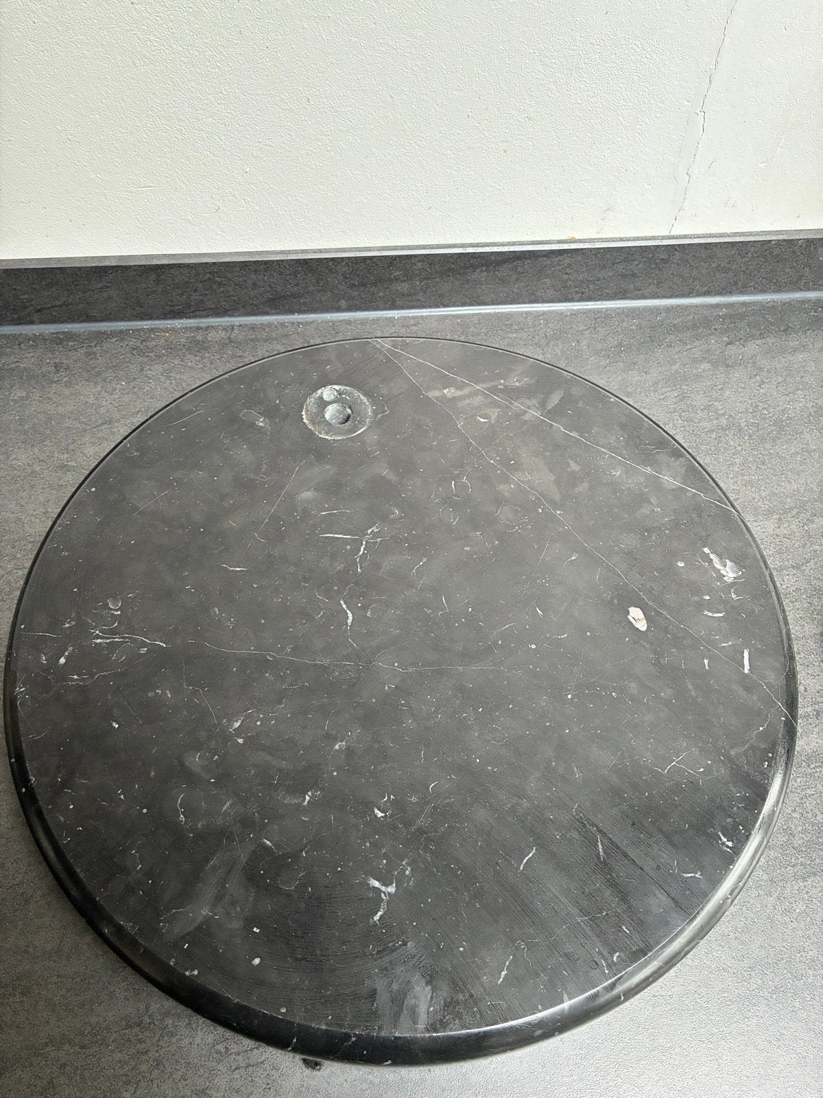 Massief marmeren ronde voet voor lamp of ornament, Ophalen of Verzenden, Gebruikt, Zwart, Steen/keramiek