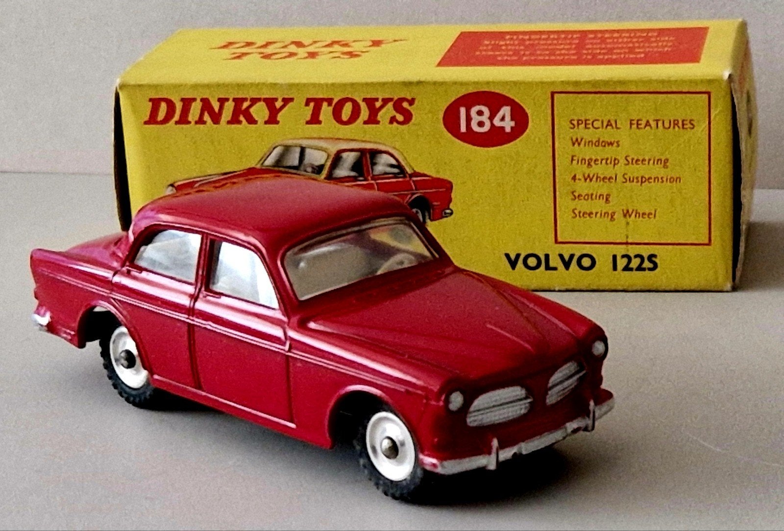 Dinky Toys ENGLAND 184 Volvo Amazone 122S, Hobby en Vrije tijd, Verzenden, Zo goed als nieuw, Auto, Dinky Toys