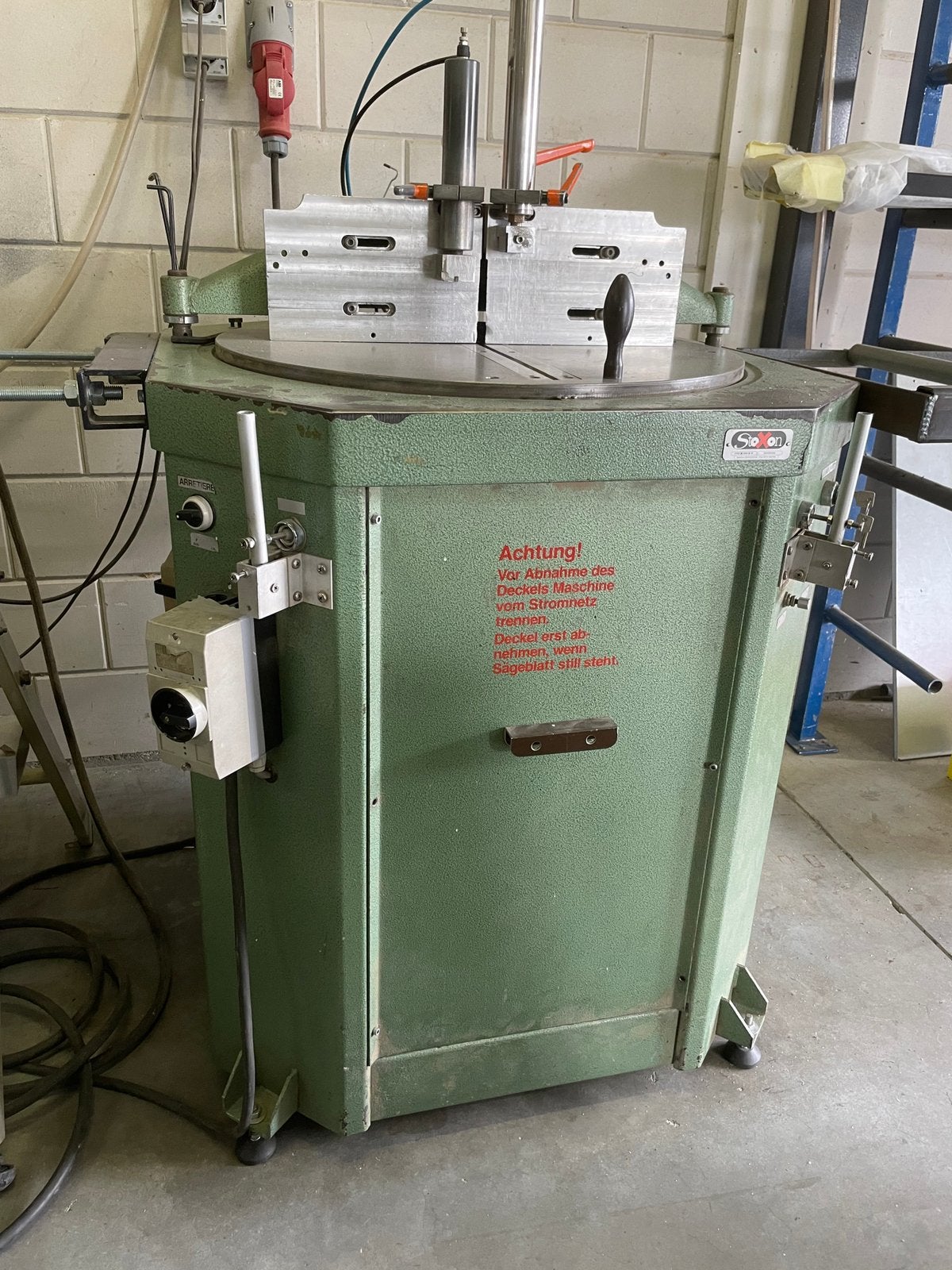 Zaagmachine voor aluminium profielen - Stoxon, Ophalen, Gebruikt, 70 mm of meer, Overige typen