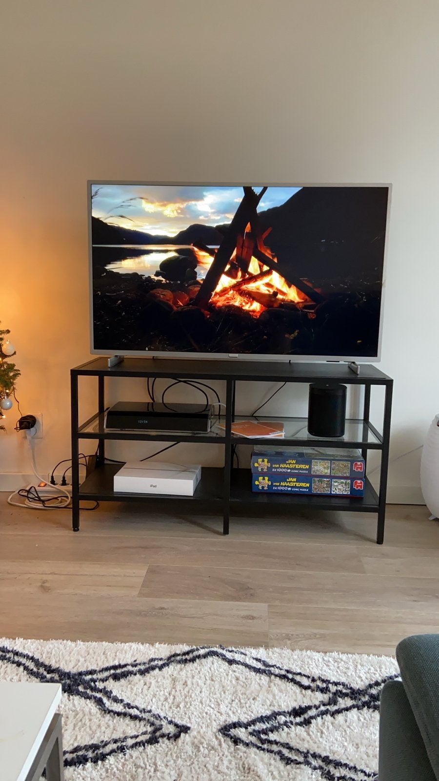 IKEA FJÄLLBO TV-meubel/salontafel - Zwart metaal/glas, 100 tot 150 cm, Ophalen of Verzenden, Zo goed als nieuw, Minder dan 100 cm