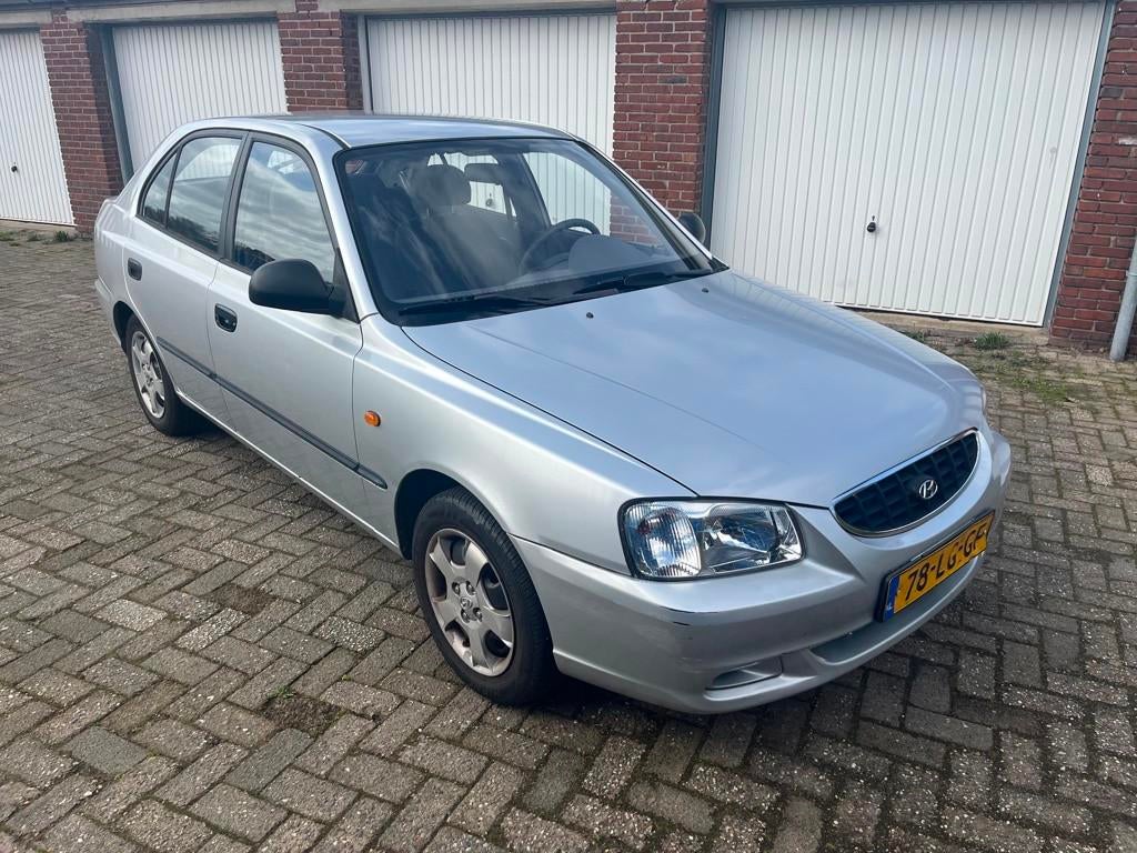 Hyundai Accent 1.3i 5drs, Auto's, Voorwielaandrijving, 4 cilinders, 965 kg, Origineel Nederlands