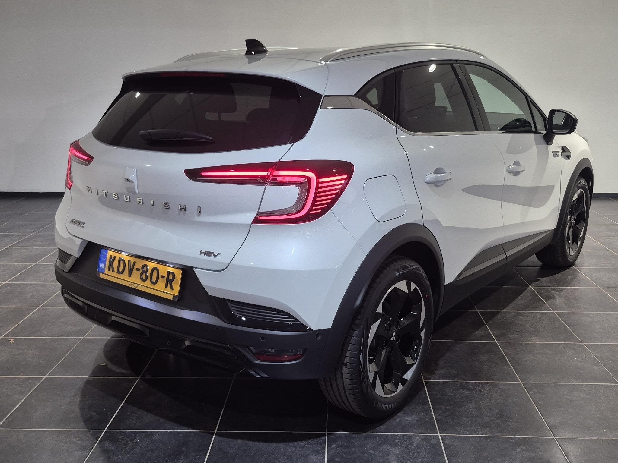Mitsubishi ASX 1.8 HEV AT Intense+ | DEMO | achteruirijcamer, Auto's, Euro 6, 4 cilinders, Leder en Stof, Wit