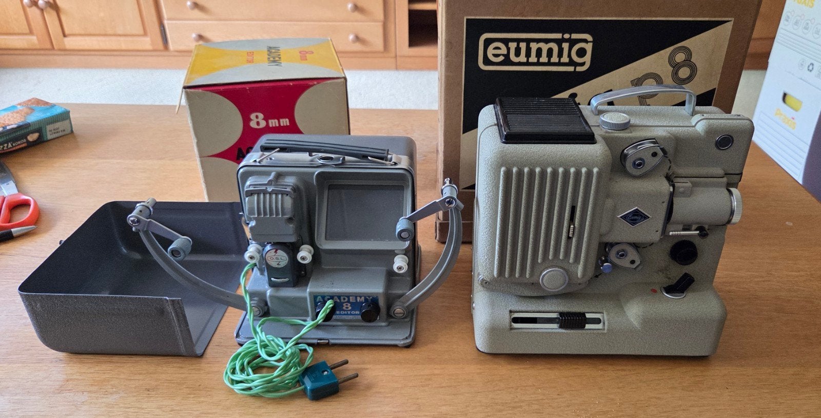 Vintage Eumig P8 projector en Academy 8mm film editor, Verzamelen, Ophalen, 1940 tot 1960, Overige typen