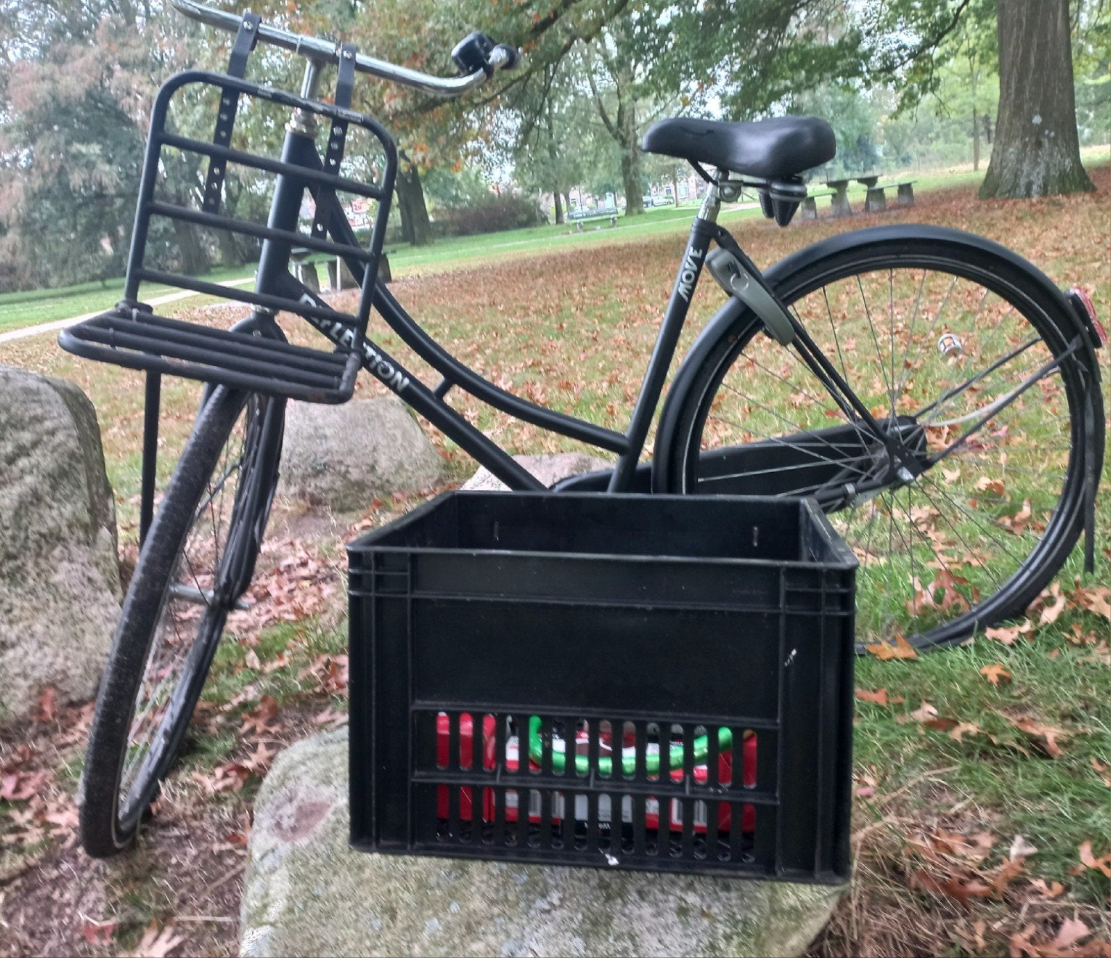 Omafiets transportrek+ krat+ vele nieuwe fetsonderdelen nieu, Fietsen en Brommers, Ophalen, Terugtraprem, Gebruikt, 56 cm of meer