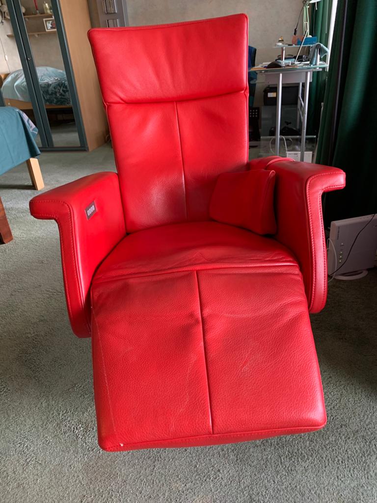 Prominent leren relaxfauteuil draaibaar met oplaadbare accu, Ophalen, Minder dan 75 cm, Leer, Zo goed als nieuw