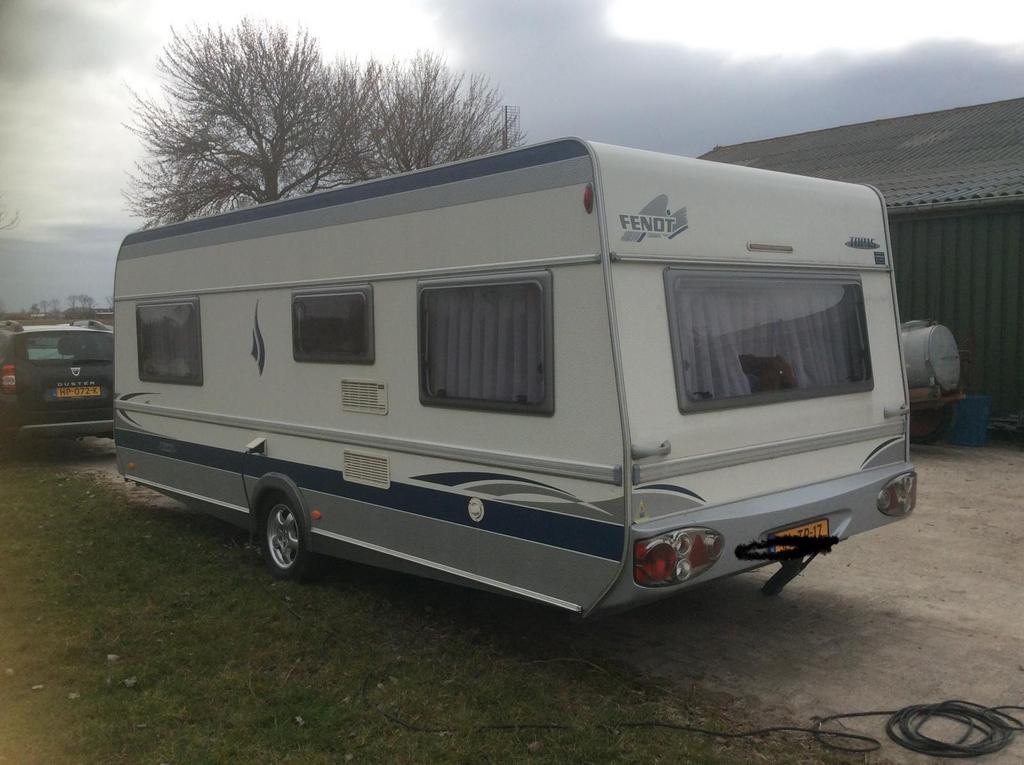 Ruime en complete caravan met voortent, Caravans en Kamperen, Overige merken, Rondzit, Omvormbare zithoek, Particulier