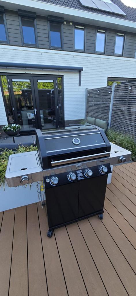 Rösler Gasbarbecue met 4 branders, zijbrander en hoes, Ophalen