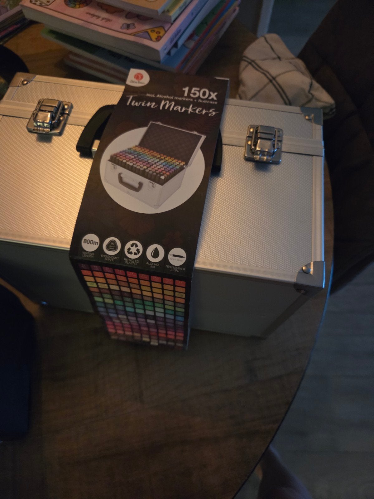 Teken- en markersets: 150 Twin Markers & 80 Marker-set, Ophalen, Nieuw, Potlood of Stift