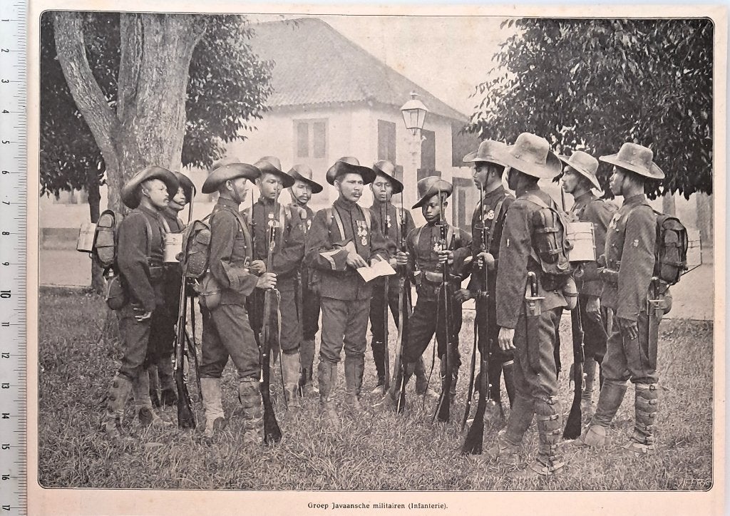 Leger Indië 1912; groep Javaanse Infanterie-militairen, Verzamelen, Verzenden, Voor 1940, Gebruikt, Overige onderwerpen