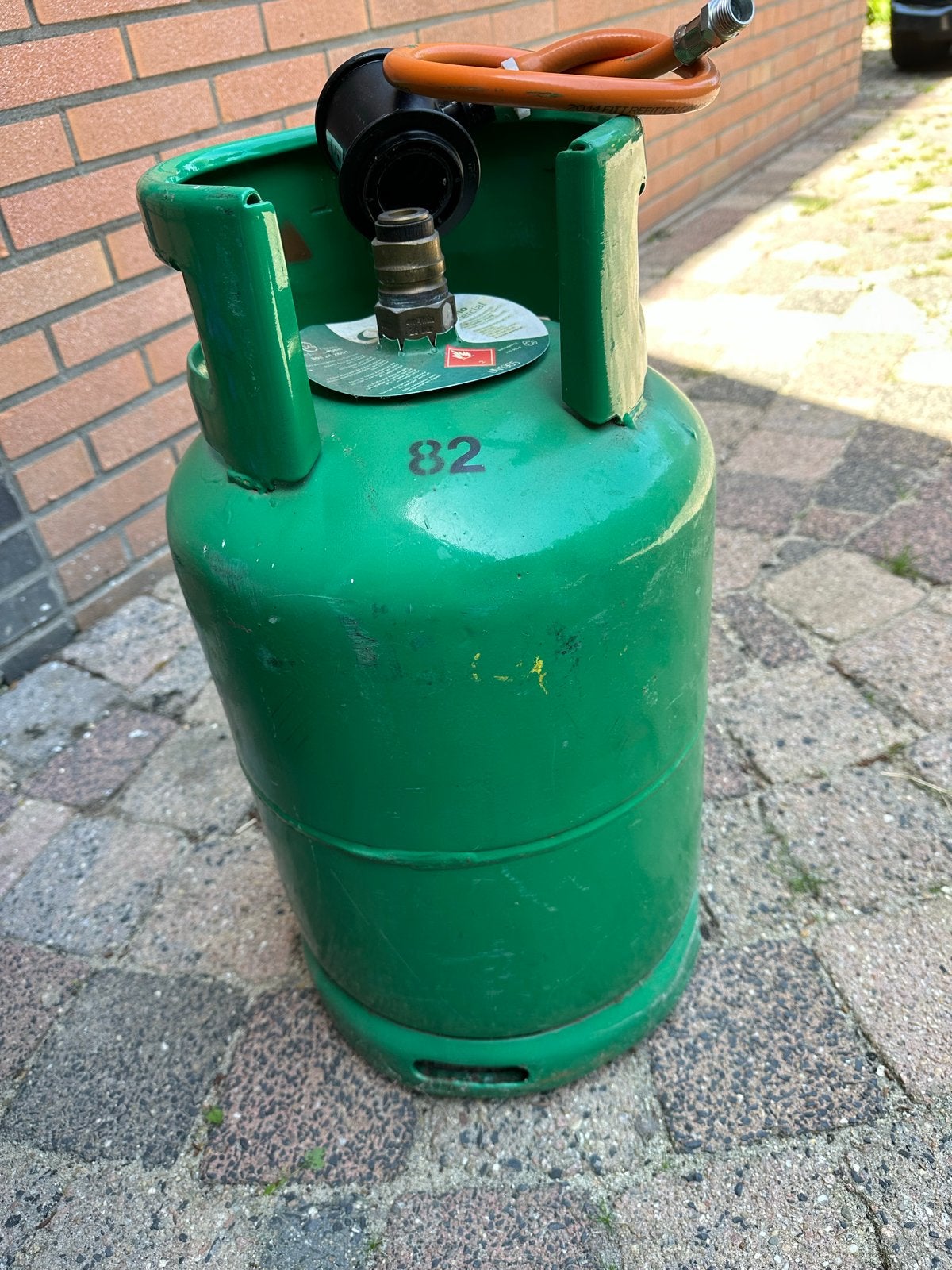 Portugese gasfles met slang en drukregelaar, Caravans en Kamperen, Ophalen, Gebruikt