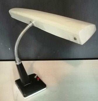 Leuke Vintage tafellamp bureaulamp van Leader uit jaren 70, Huis en Inrichting, Lampen | Tafellampen, Bureaulamp, Gebruikt, Vintage
