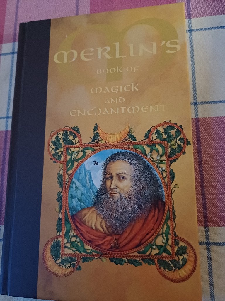 Nevill Drury:merlins book of magick and; enchantment.hardcov, Ophalen, Gelezen, Nevill Drury