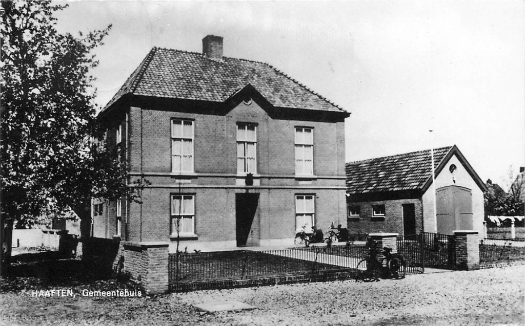 378-376-031 Haaften Gemeentehuis, Verzamelen, Verzenden, Voor 1920, Gelderland