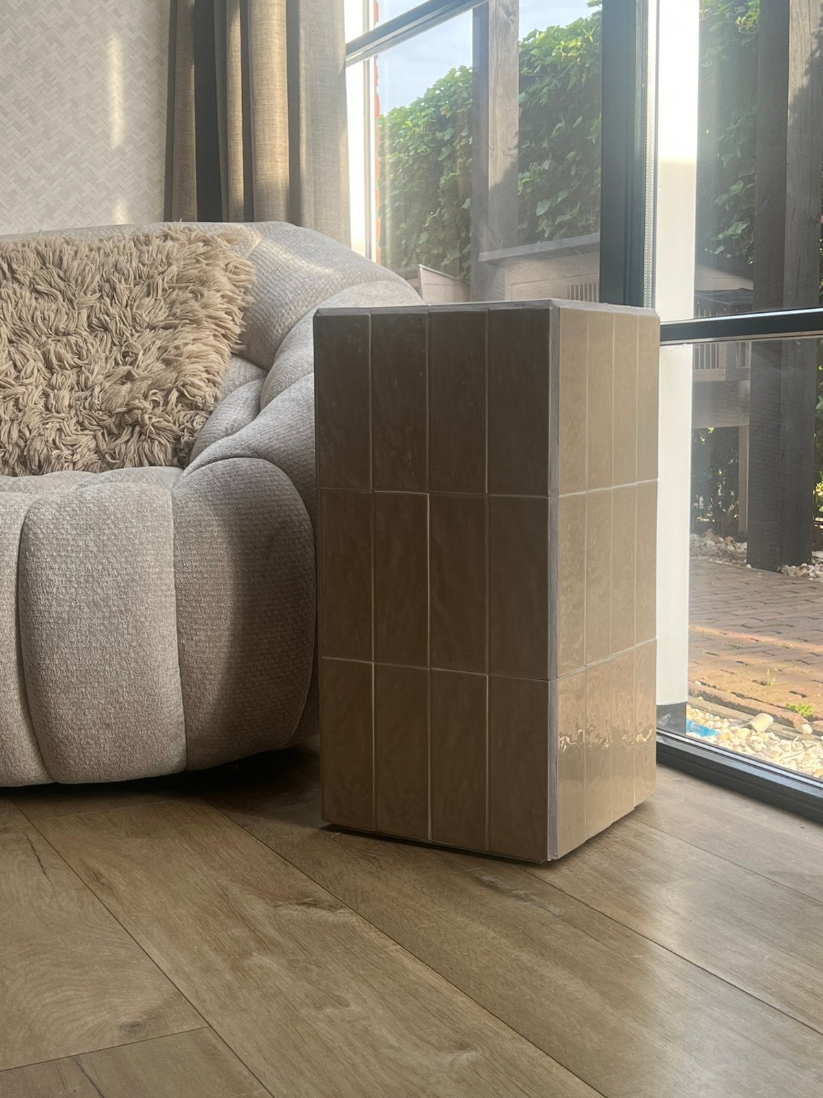 Tegels handgemaakt bijzettafel - Uniek -  groen - betegeld, Ophalen, Overige materialen, Minder dan 55 cm, Nieuw
