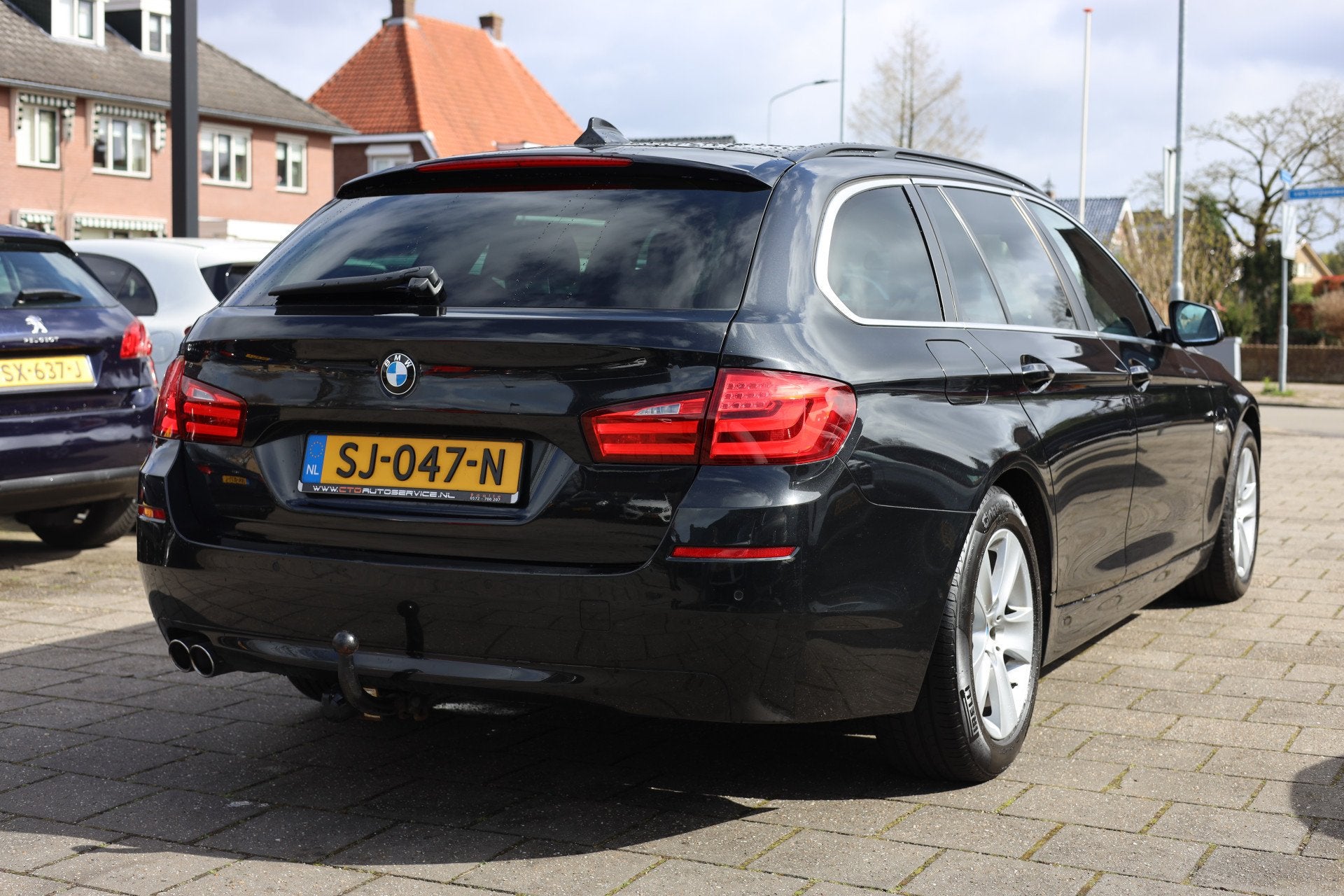 BMW 5 Serie Touring 520D EXECUTIVE | AUT | ACC | ECC | TREKH, Auto's, Automaat, Euro 5, Achterwielaandrijving, Zwart