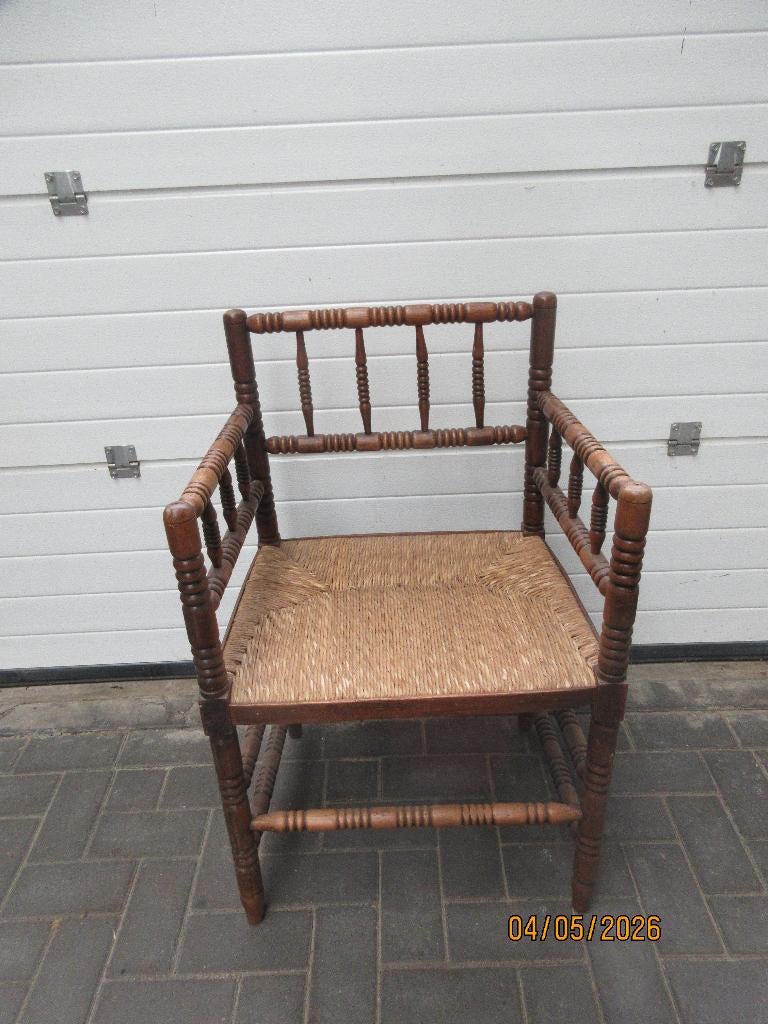 oud Hollandse Bobbin stoel biezen zitting en gedraaide poten, Antiek en Kunst, Antiek | Meubels | Stoelen en Banken, Ophalen