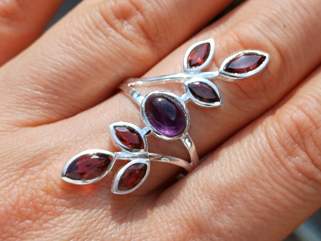 Vanoli 925 zilveren ring met granaat en amethist maat 19, Daiva1973@hotmail.com, Vanoli, 19 tot 20, Amsterdam