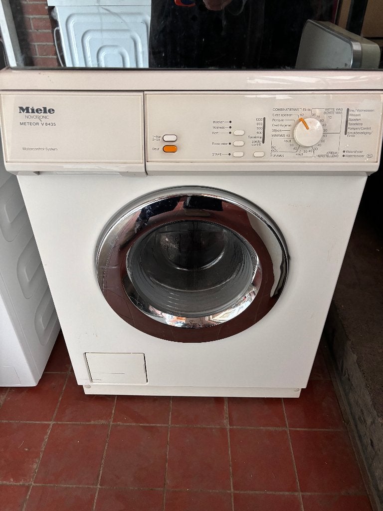 Miele Wasmachine Novotronic Meteor V 8435 Frontlader, Ophalen, 1200 tot 1600 toeren, Gebruikt, 4 tot 6 kg