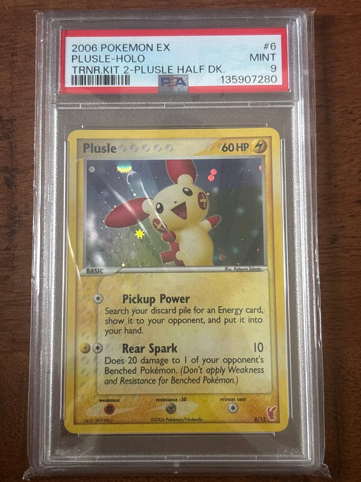 2006 Pokémon EX Plusle Holo PSA 9 MINT trainer Kit 2, Ophalen of Verzenden, Zo goed als nieuw, Losse kaart, Foil