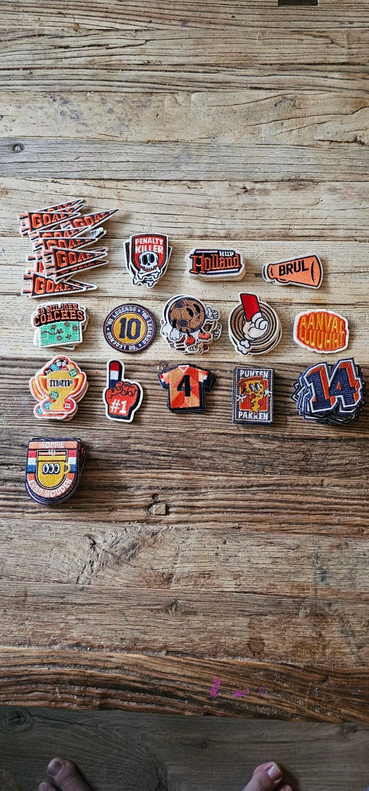 Voetbal patches / emblemen - Diverse ontwerpen, Verzamelen, Ophalen, Gebruikt, Overige sporten, Overige typen