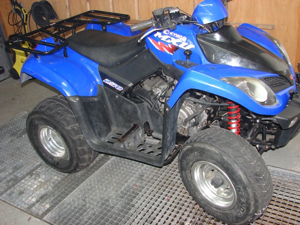 grote KYMCO mxu 250 volautomaat, Motoren