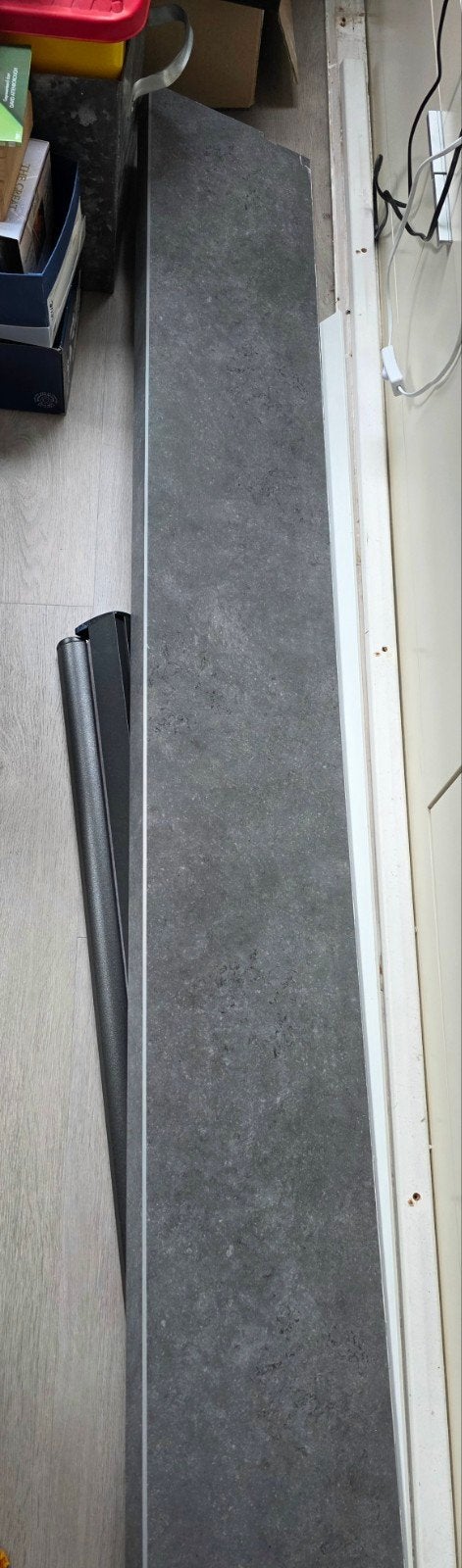 Betonlook Kunststof Overzet Vensterbank - 282x25 cm, Ophalen, Gebruikt, Minder dan 80 cm, Overige typen