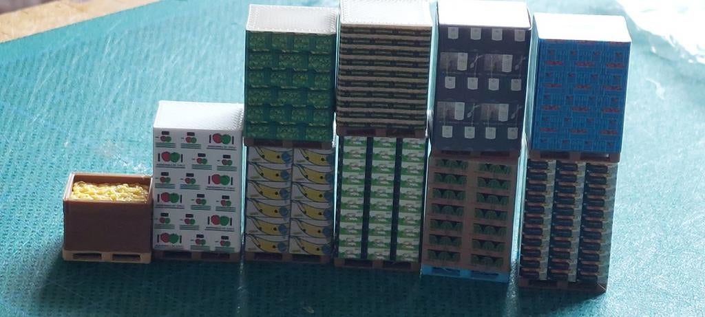 H0LK 0314 DIVERSE PALLETS MET ETENSWAREN 1/87, Hobby en Vrije tijd, Modeltreinen | H0, Nieuw, Overige typen, Gelijkstroom of Wisselstroom