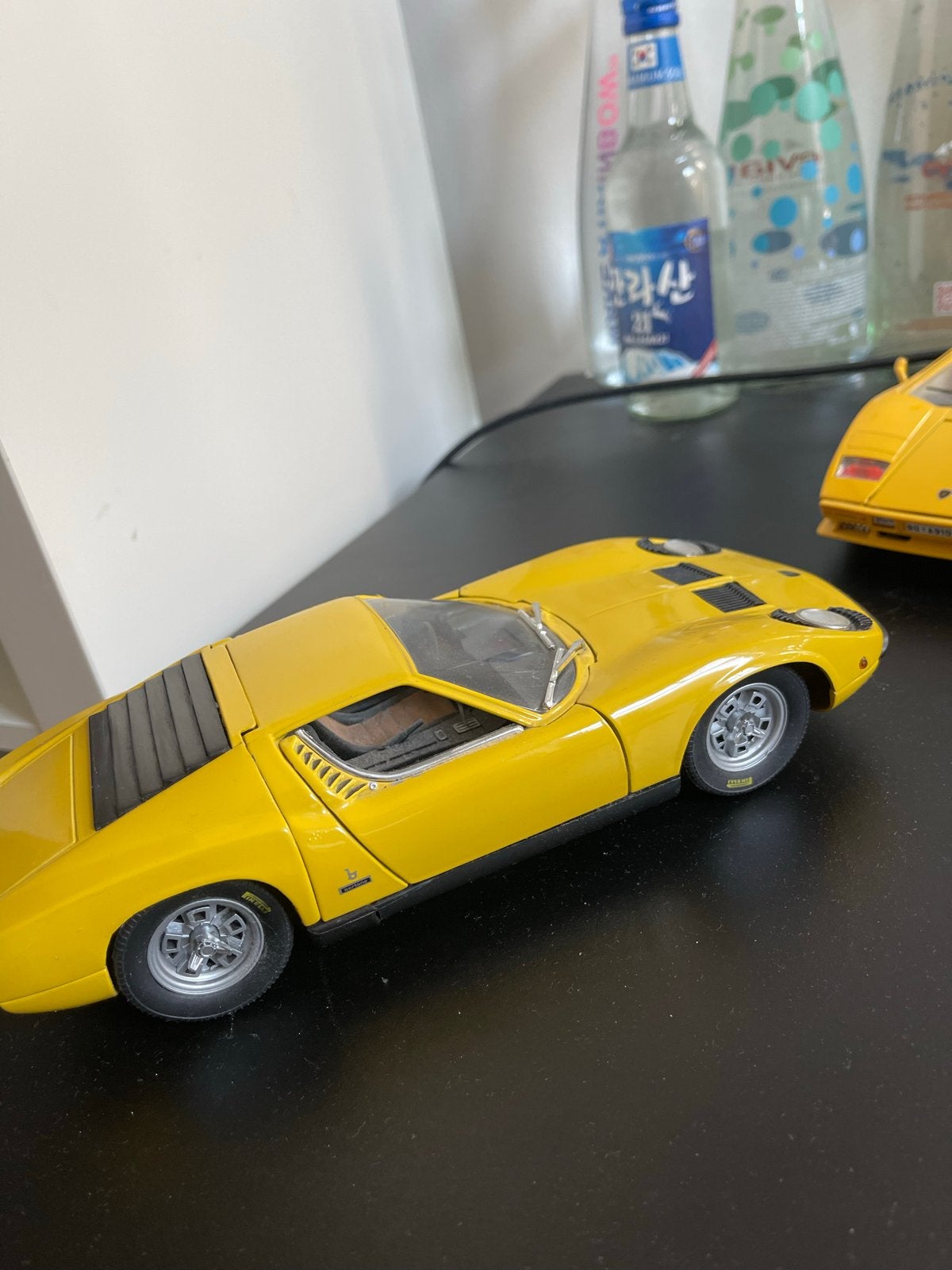 1:18 Gele Lamborghini Miura Modelauto - Gedetailleerd, Hobby en Vrije tijd, Modelauto's | 1:18, Ophalen of Verzenden, Gebruikt