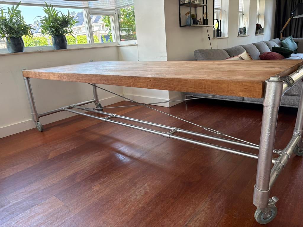 Industriële eettafel met 2 salontafels - Teakhout op wielen, Ophalen, Gebruikt, 100 tot 150 cm, Teakhout
