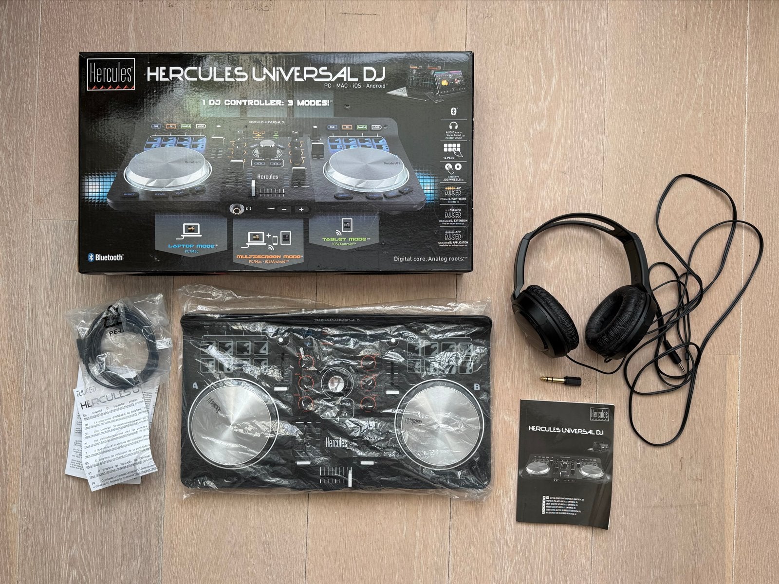 Hercules Universal DJ Controller + JVC koptelefoon, Ophalen of Verzenden, Nieuw, Dj-set, Overige merken