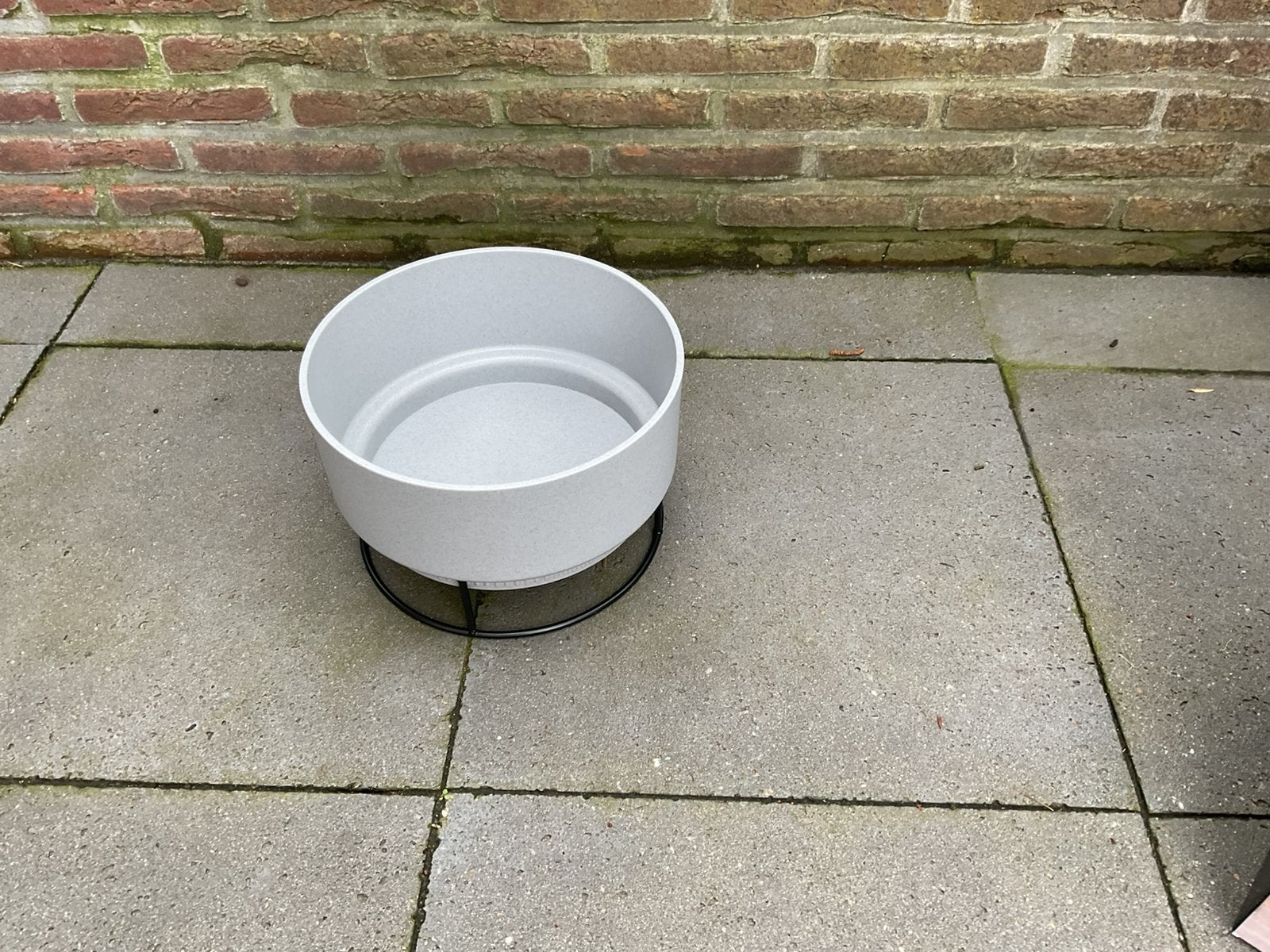TE KOOP AANGEBODEN: NIEUW!!!  ELHO B. FOR STUDIO BLOEMPOT, Kunststof, Rond, Ophalen of Verzenden, Zo goed als nieuw