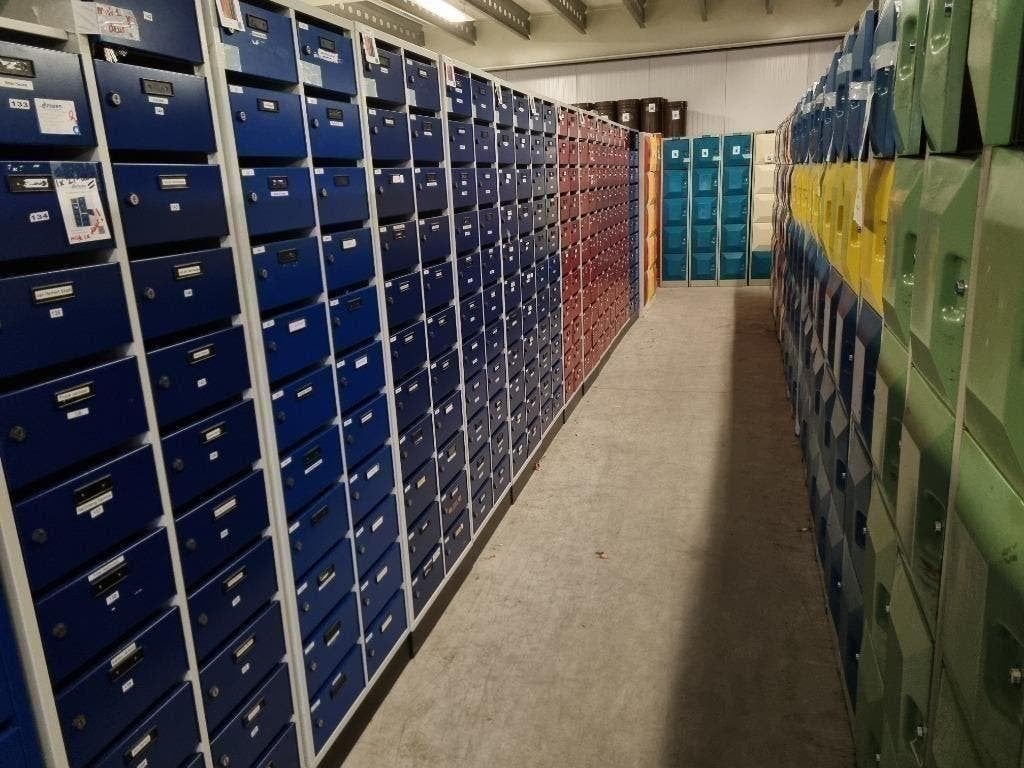 ruime keuze lockers kluisjes schoolkluisjes garderobekasten, Ophalen, Gebruikt, 25 tot 50 cm