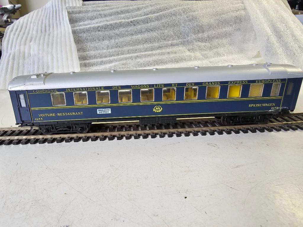 modeltrein HO lima rijtuig, wagon, Hobby en Vrije tijd, Modeltreinen | H0, Gebruikt, Ophalen of Verzenden, Lima, Gelijkstroom