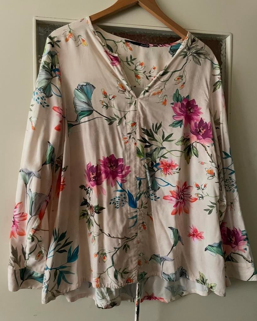 Le Comte XL Blouse met Bloemenprint zomer, Ophalen of Verzenden, Zo goed als nieuw, Maat 46/48 (XL) of groter, Overige kleuren