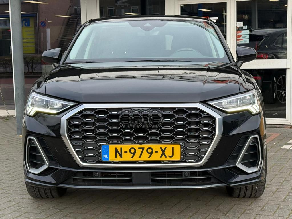 Audi Q3 Sportback 35 TFSI S Edition | Sfeerverlichting, 4 cilinders, 150 pk, 1505 kg, Zwart