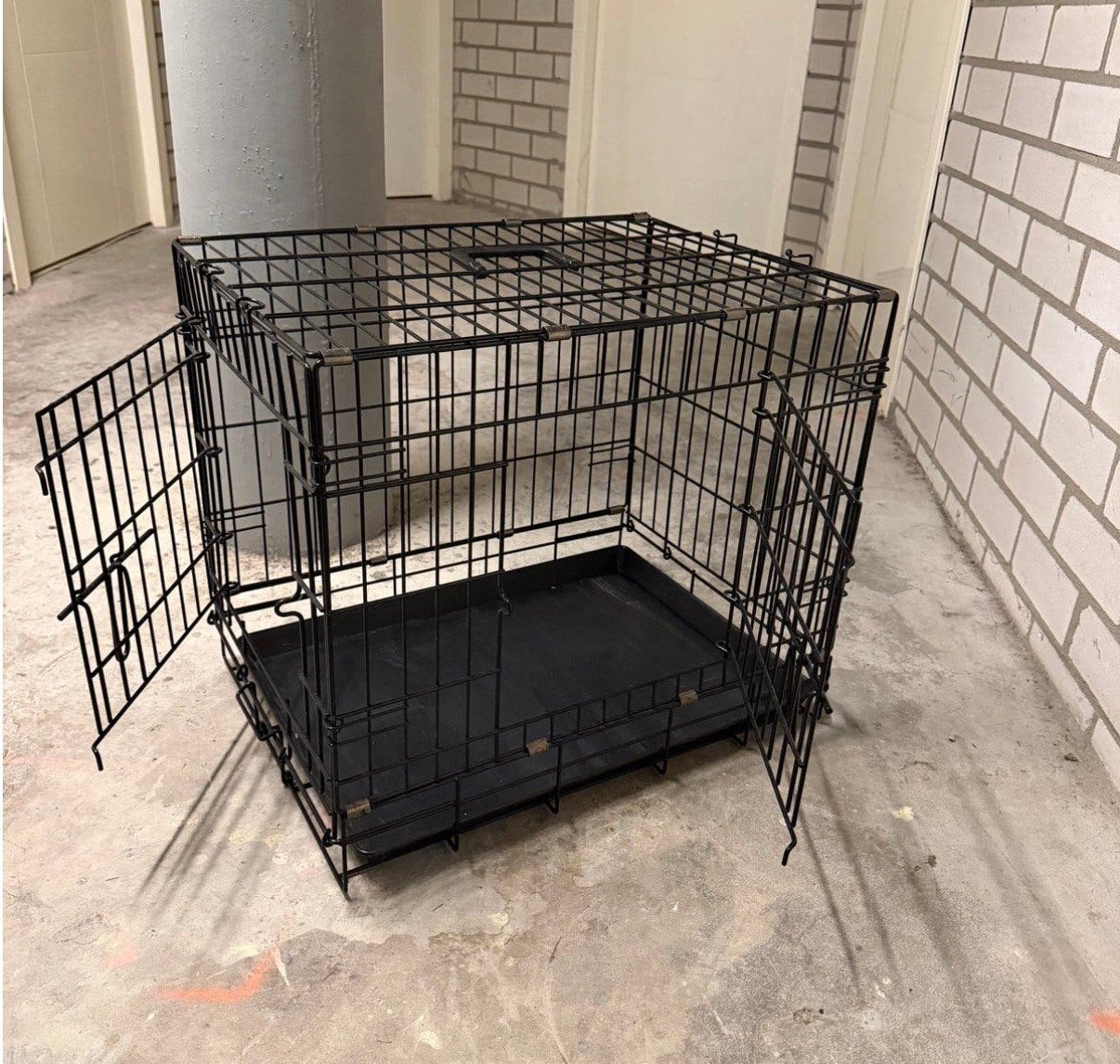 Hondenbench te koop, Dieren en Toebehoren, Hondenhokken, Zo goed als nieuw, Minder dan 65 cm, Minder dan 75 cm, Ophalen
