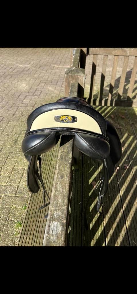 N2 Dressuurzadel monoblad 17,5 inch, Ophalen of Verzenden, Dressuur