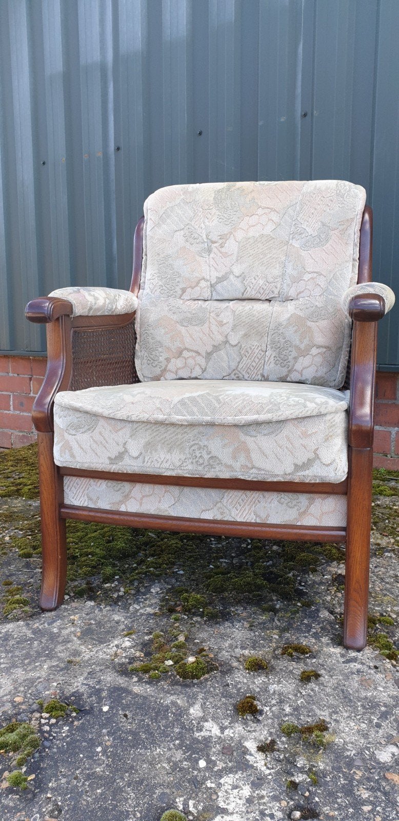 4 Klassieke Eiken Armstoelen met Rotan en Stoffen Bekleding, Ophalen, Gebruikt, Minder dan 75 cm, 50 tot 75 cm