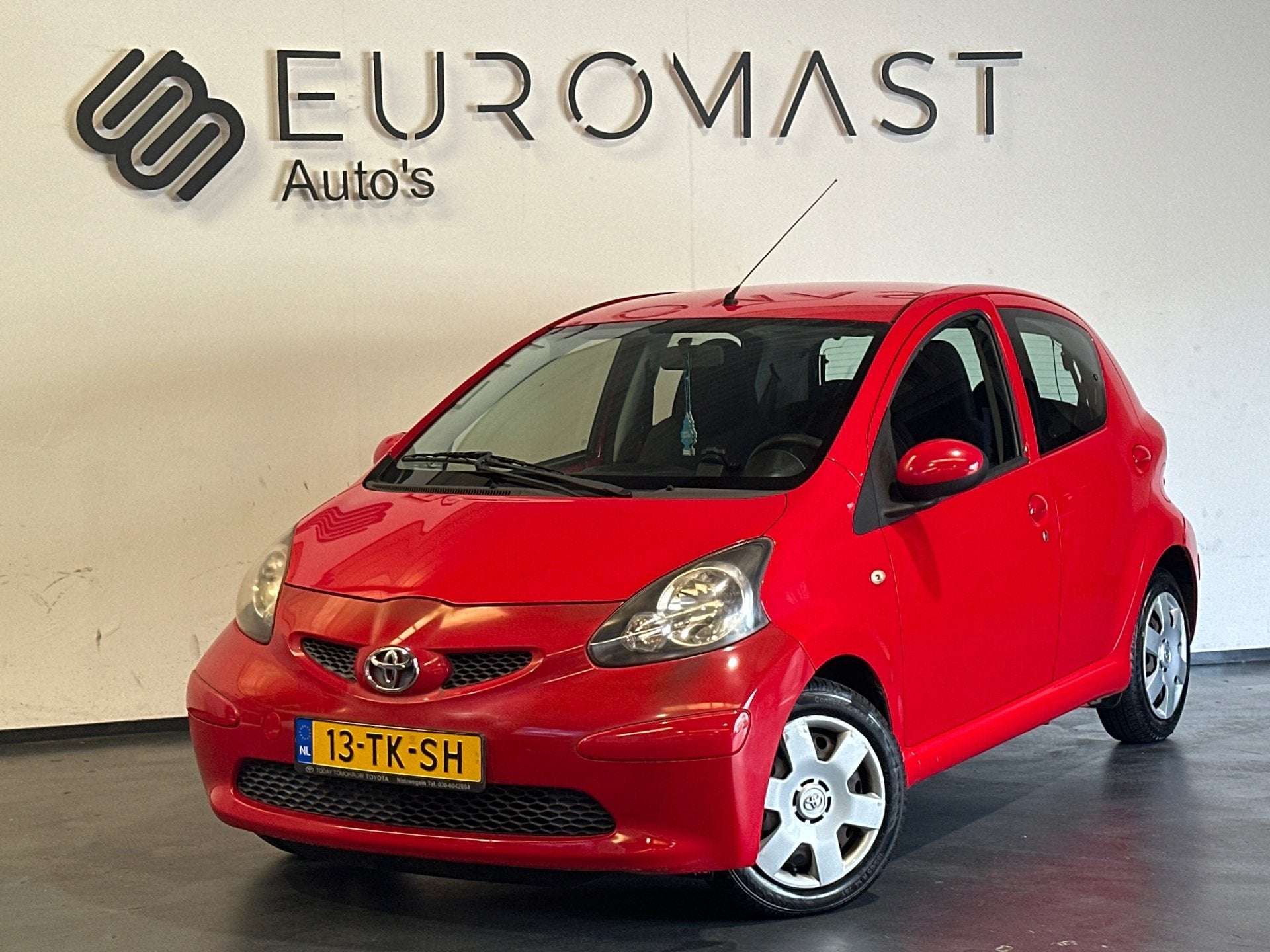 Toyota Aygo 1.0-12V + Airco | 5Deurs | Nieuw apk | Nette aut, Auto's, Voorwielaandrijving, Gebruikt, 4 stoelen, 68 pk
