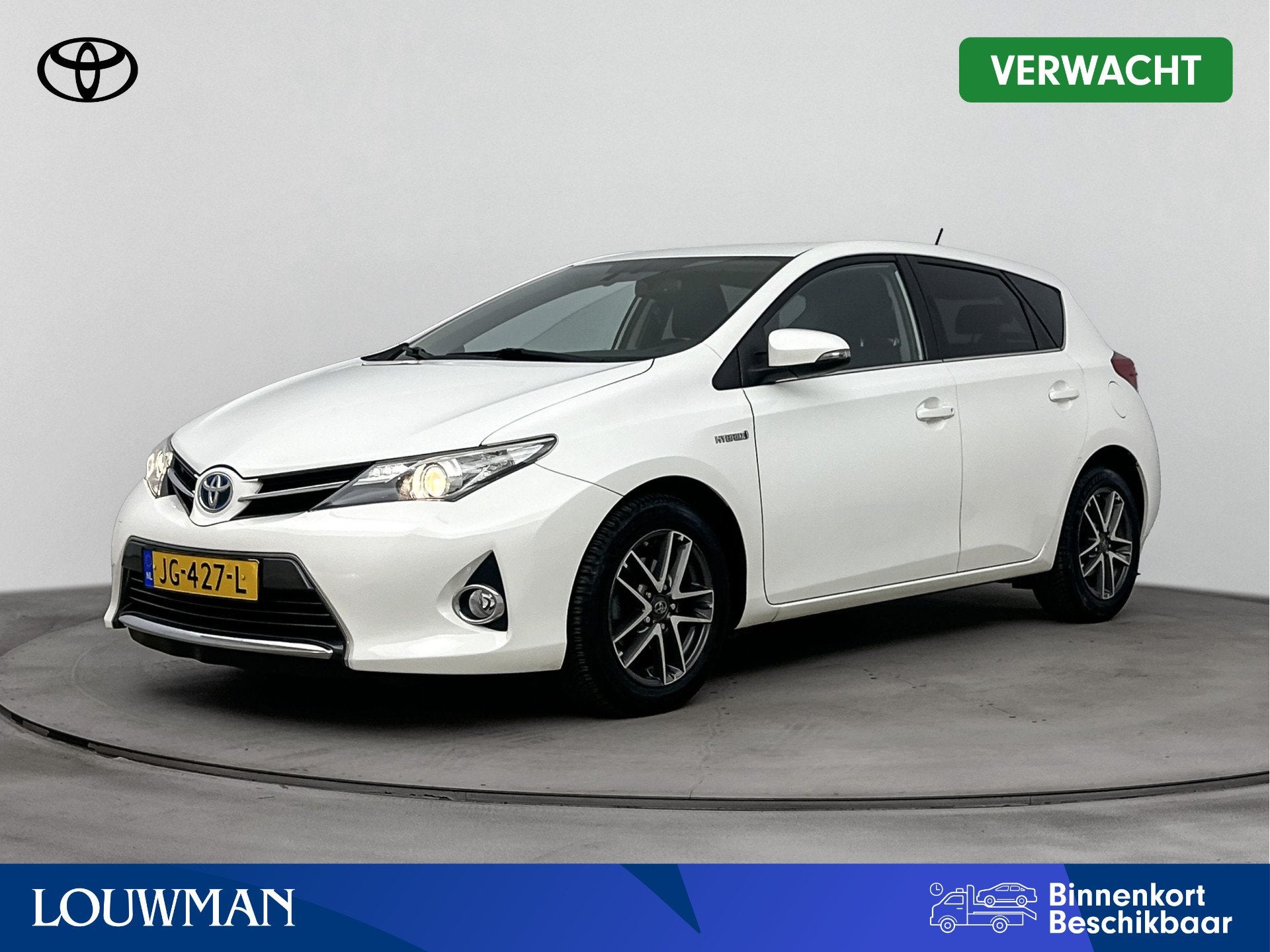 Toyota Auris 1.8 Hybrid Aspiration | Cruise Control | Parkee, Gebruikt, Zwart, 4 cilinders, Wit