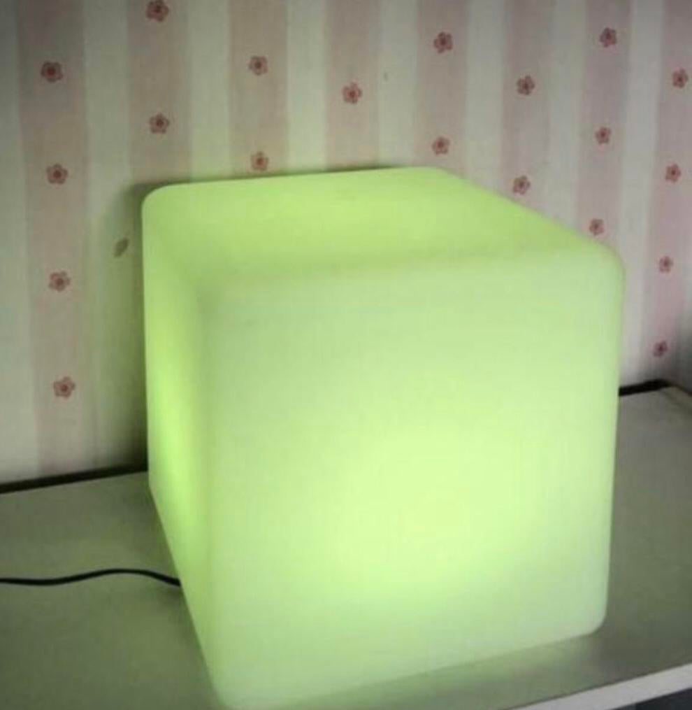 Kleurveranderende Kubus Lamp - veel kleuren., Ophalen of Verzenden, Kunststof, Modern, Minder dan 50 cm