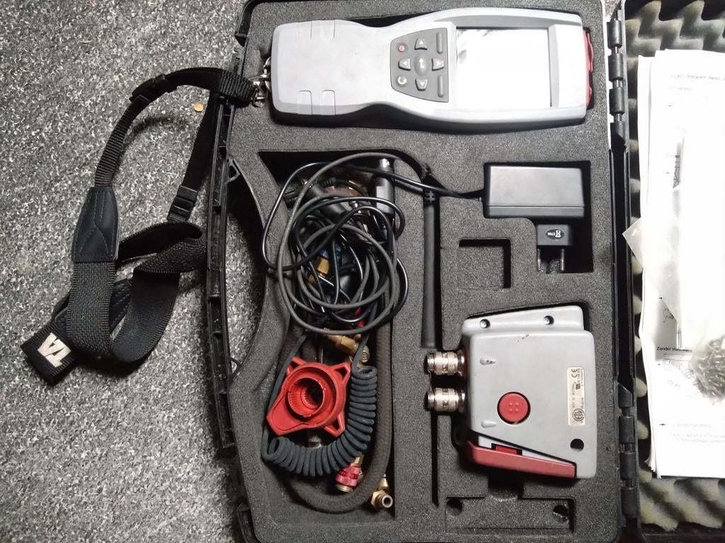 TA-CMI Meetinstrument voor druk en temperatuur, Ophalen