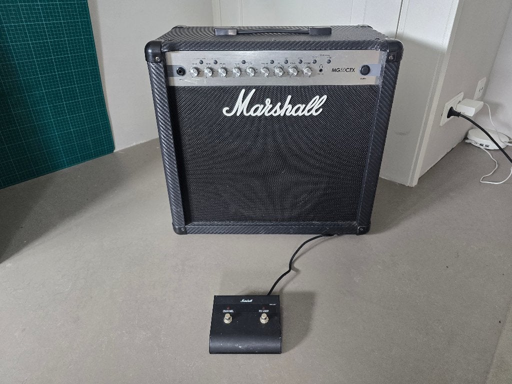 Marshall MG Carbon Fiber MG50CFX, Ophalen, Gebruikt, Gitaar, 50 tot 100 watt