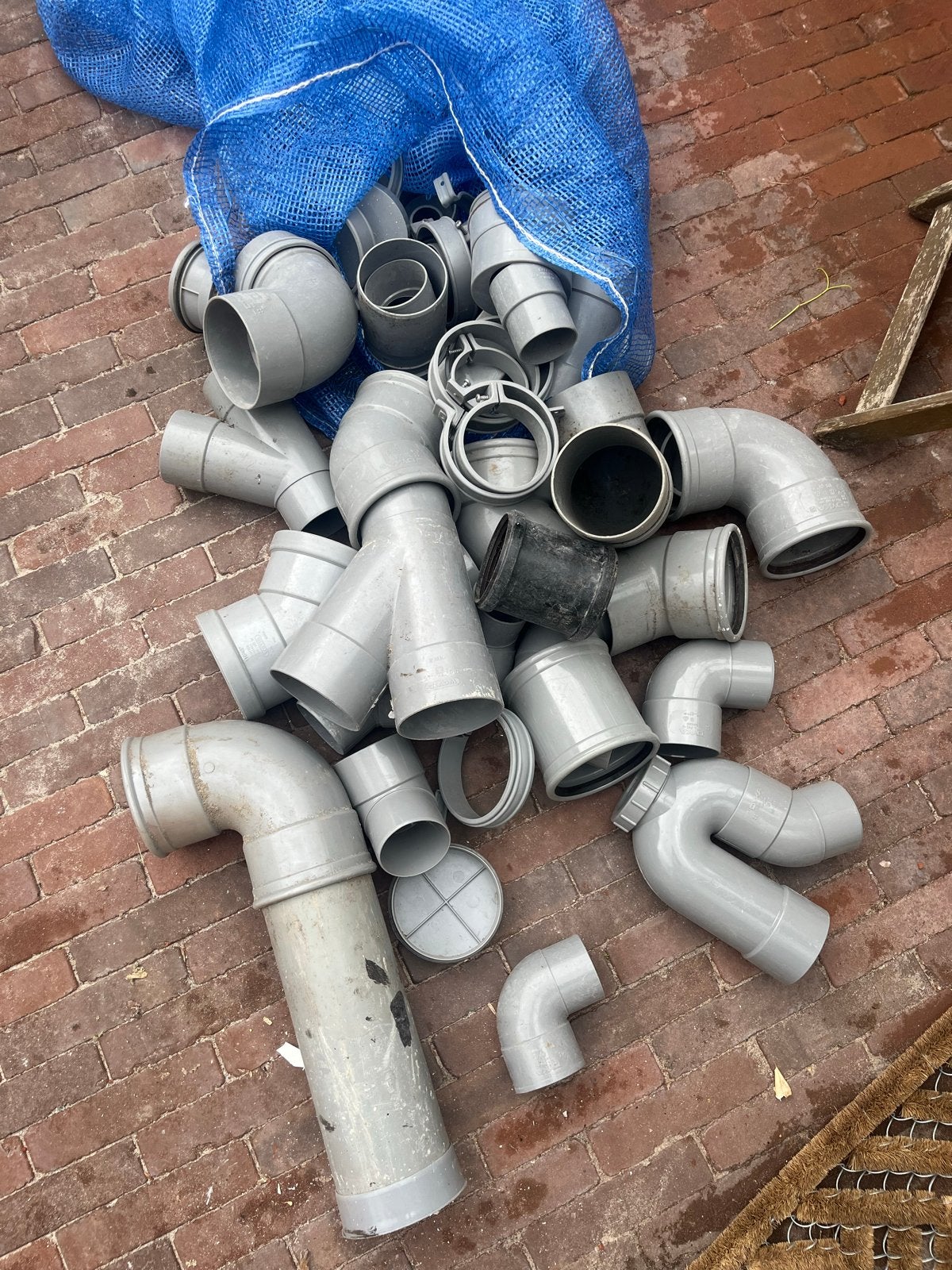 Diverse PVC hulpstukken en buizen, Ophalen, Pvc, Overige typen, Zo goed als nieuw