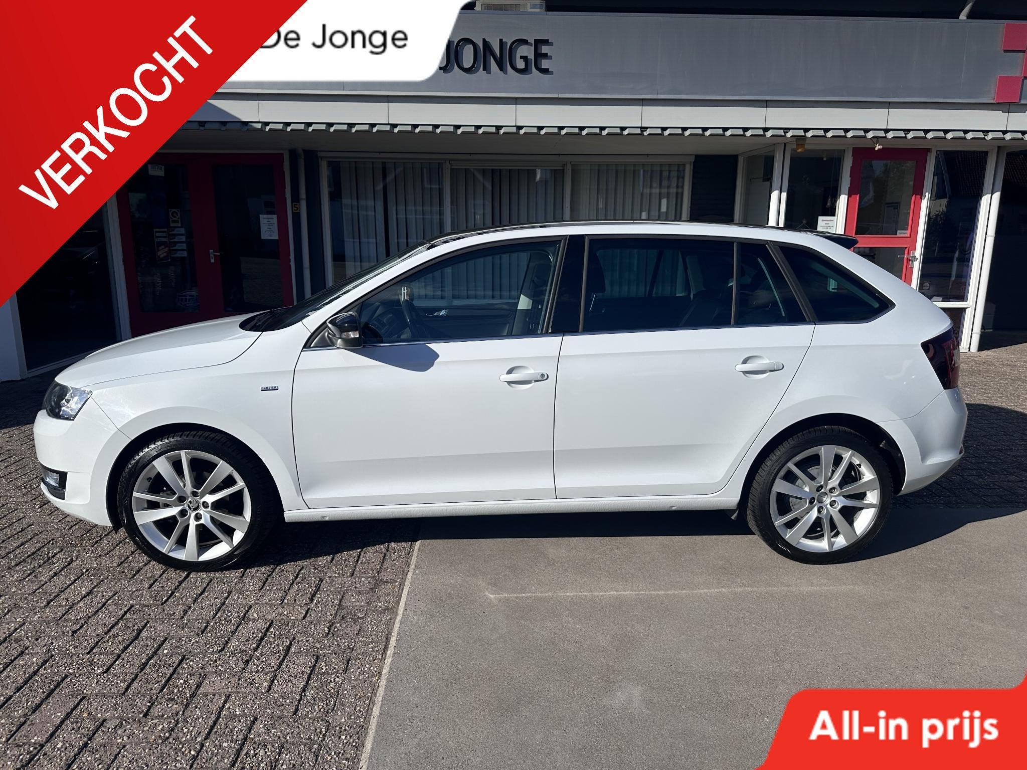 Skoda Rapid Spaceback 1.0 TSI Greentech Clever, Stof, Gebruikt, 95 pk, Met garantie (alle)