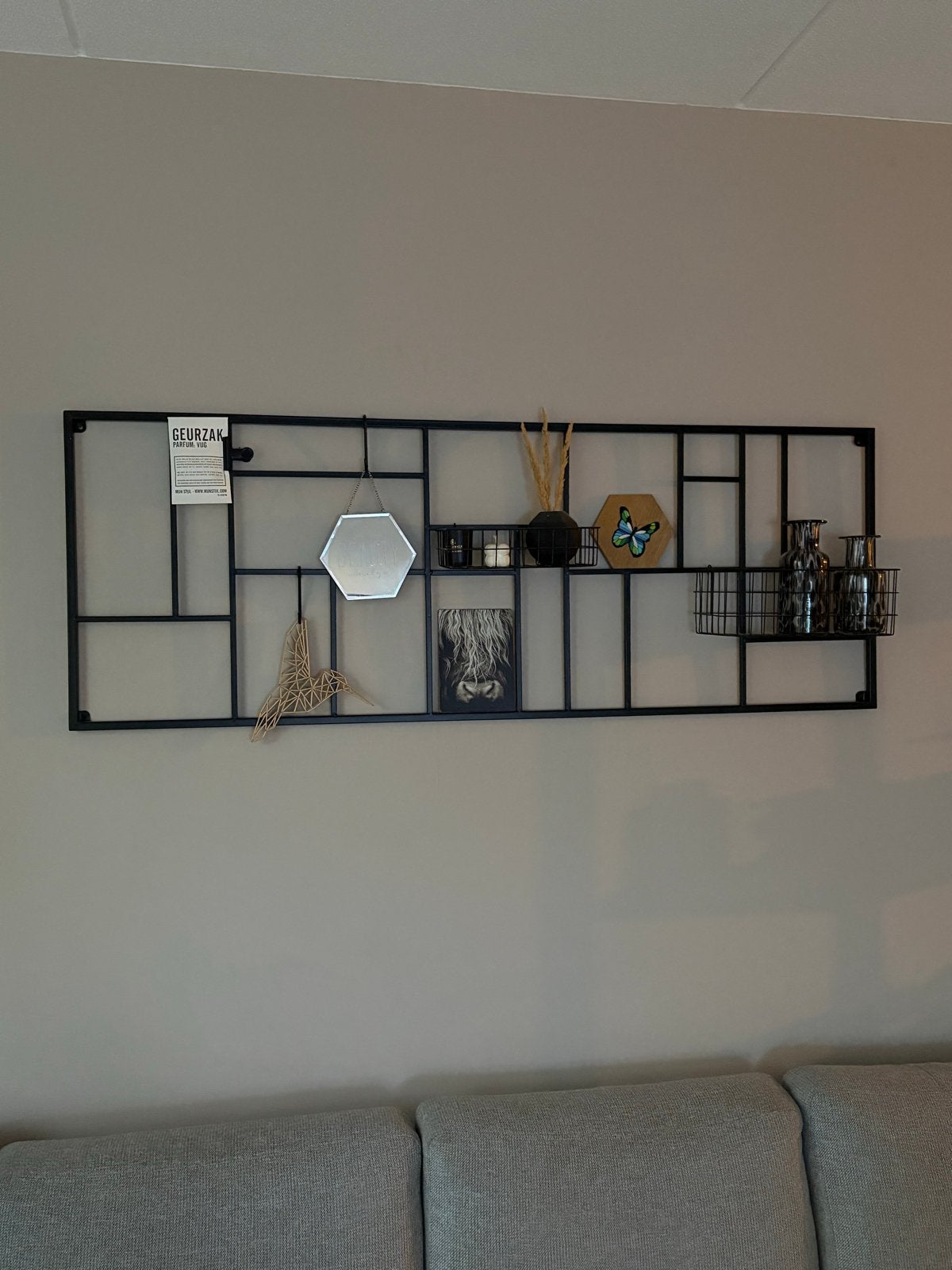 Zwart metalen wandrek 150x55 met haakjes, clipje en bakjes, Ophalen of Verzenden, Gebruikt